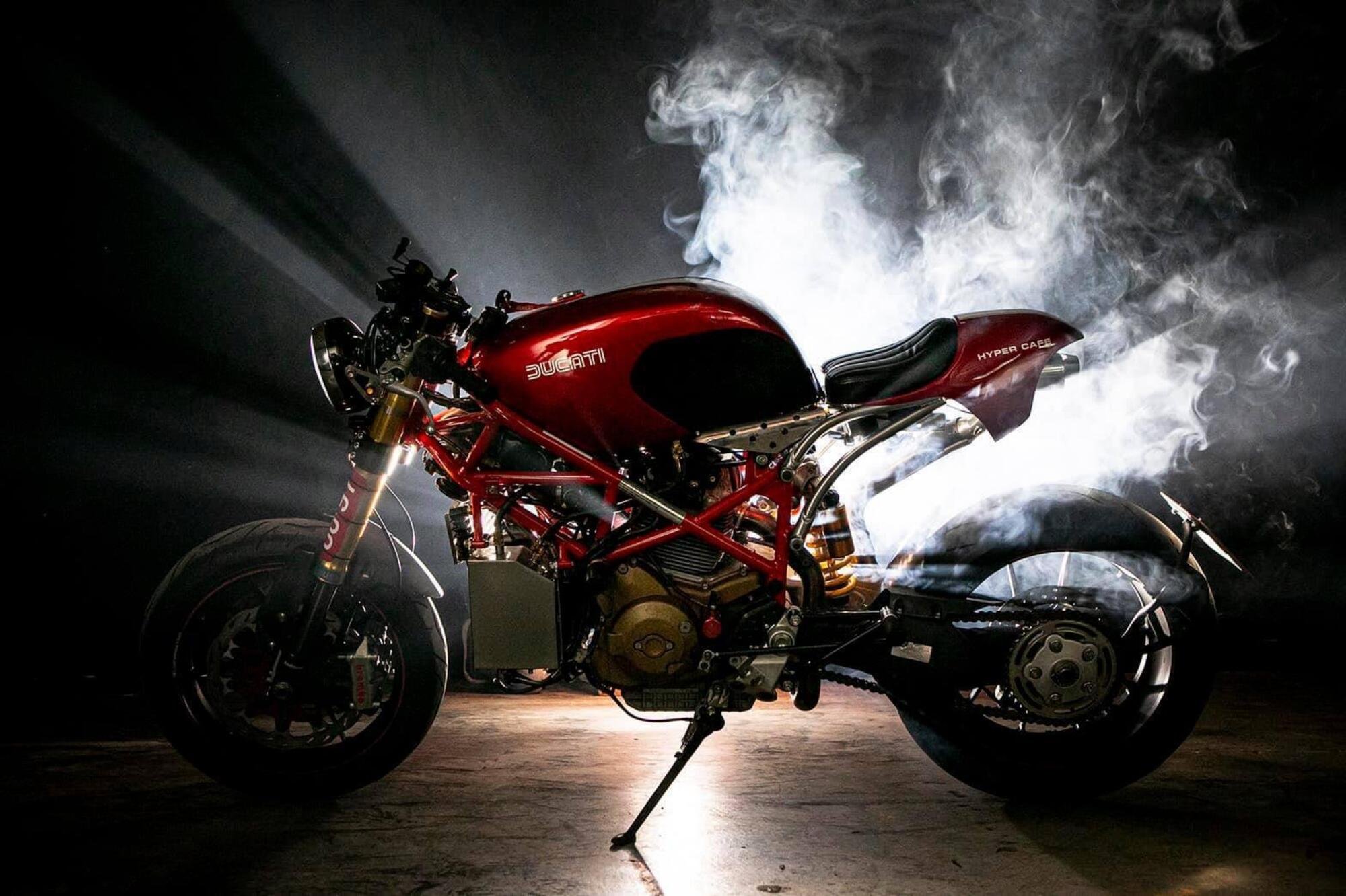 Ducati Hypermotard Caf&eacute; Racer