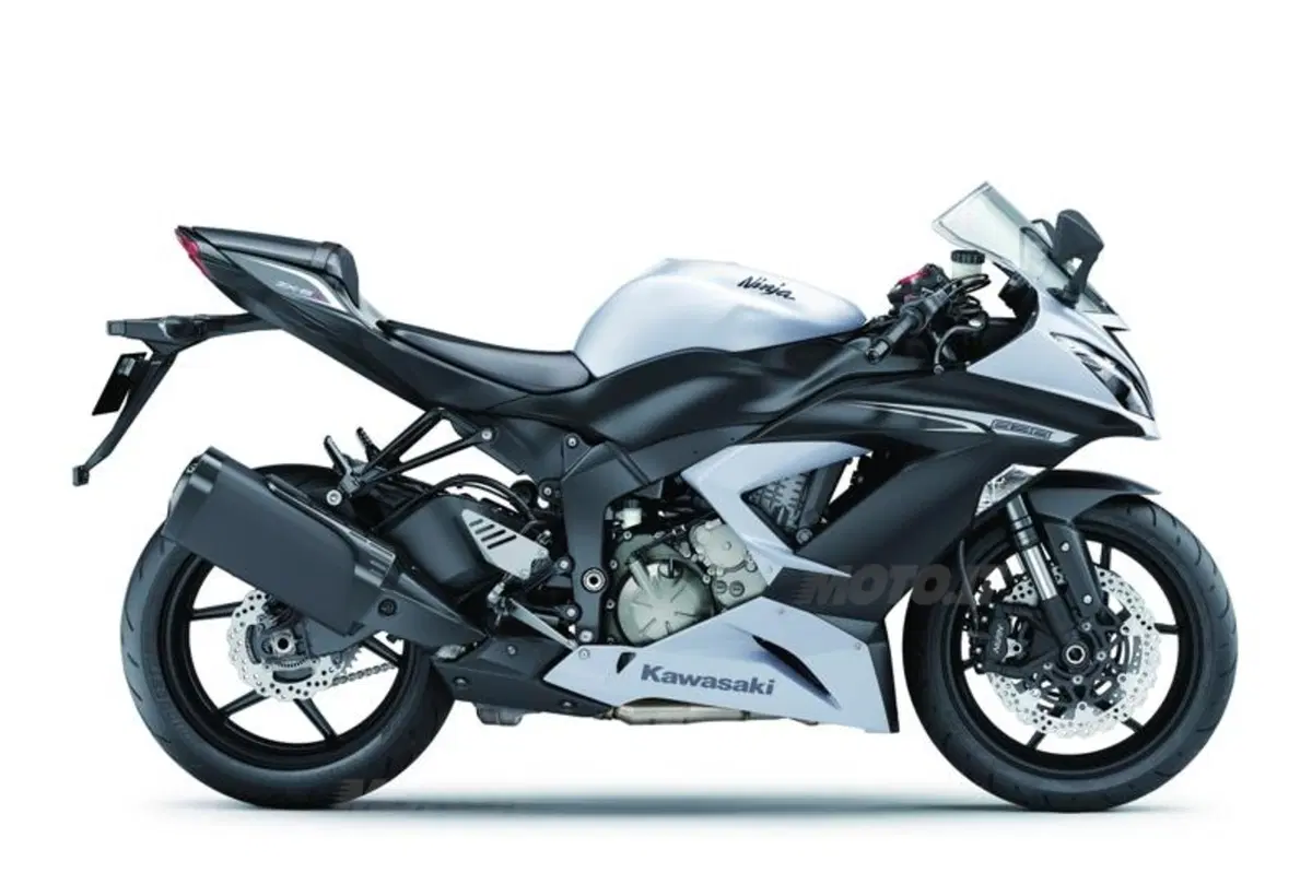 Kawasaki Ninja ZX-6R: foto, video e scheda tecnica (4)