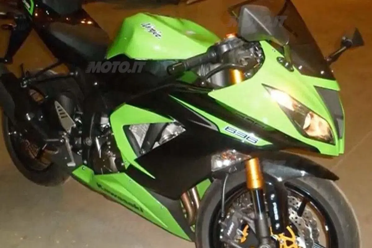 Kawasaki Ninja ZX-6R: foto, video e scheda tecnica (23)
