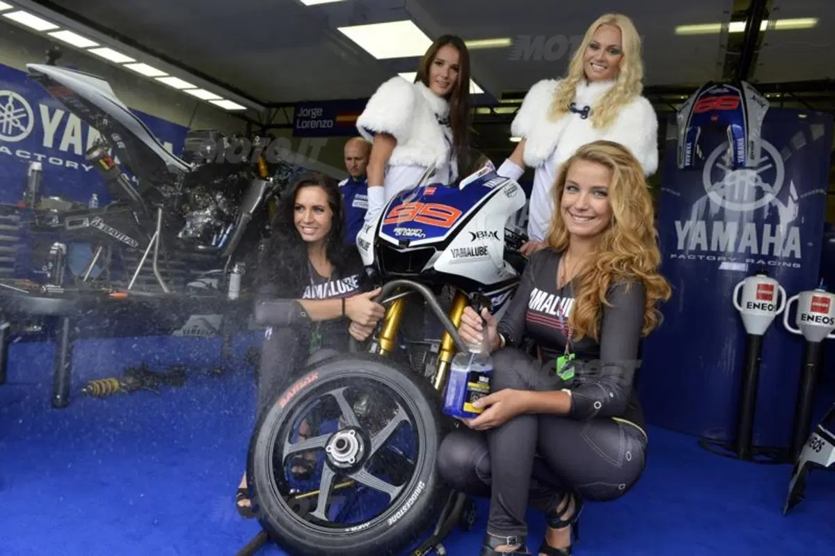 Le foto più spettacolari del GP di Brno (7)