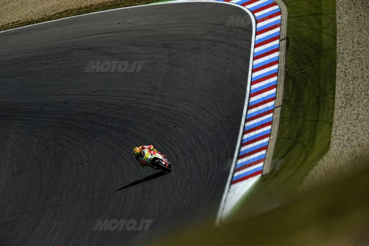 Le foto più spettacolari del GP di Brno (21)