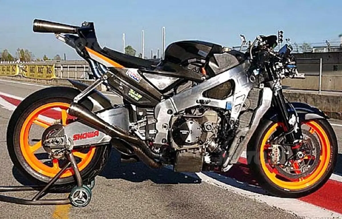 La storia dei V4 Honda da corsa. Quinta puntata (2)