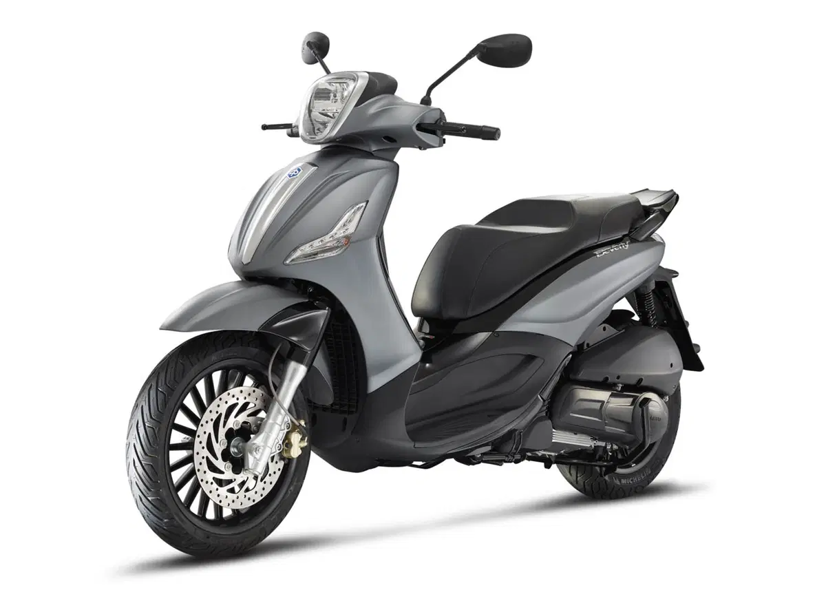 Piaggio Beverly 300 Beverly 300 S i.e. ABS-ASR (2016 - 20) (2)