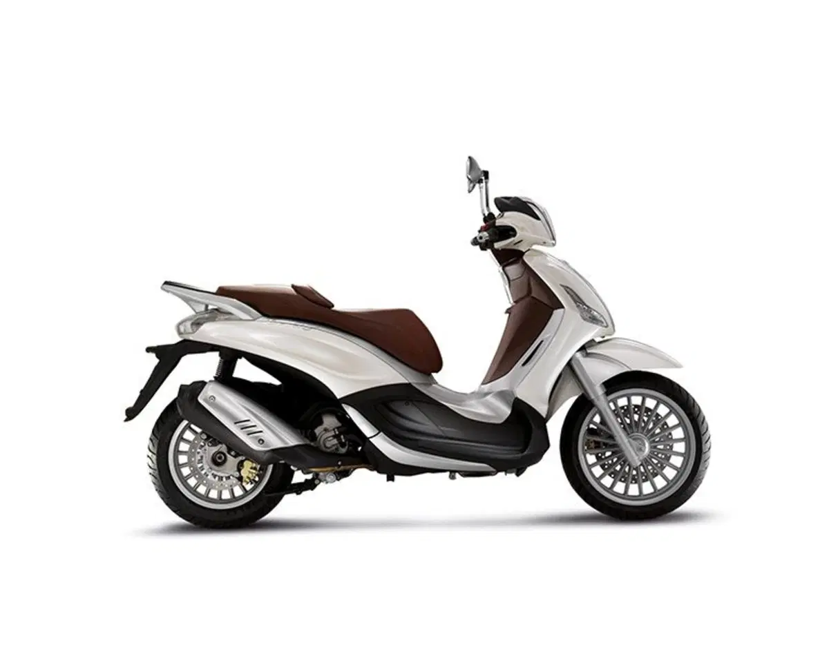 Piaggio Beverly 300 Beverly 300 i.e. ABS-ASR (2016 - 20) (4)