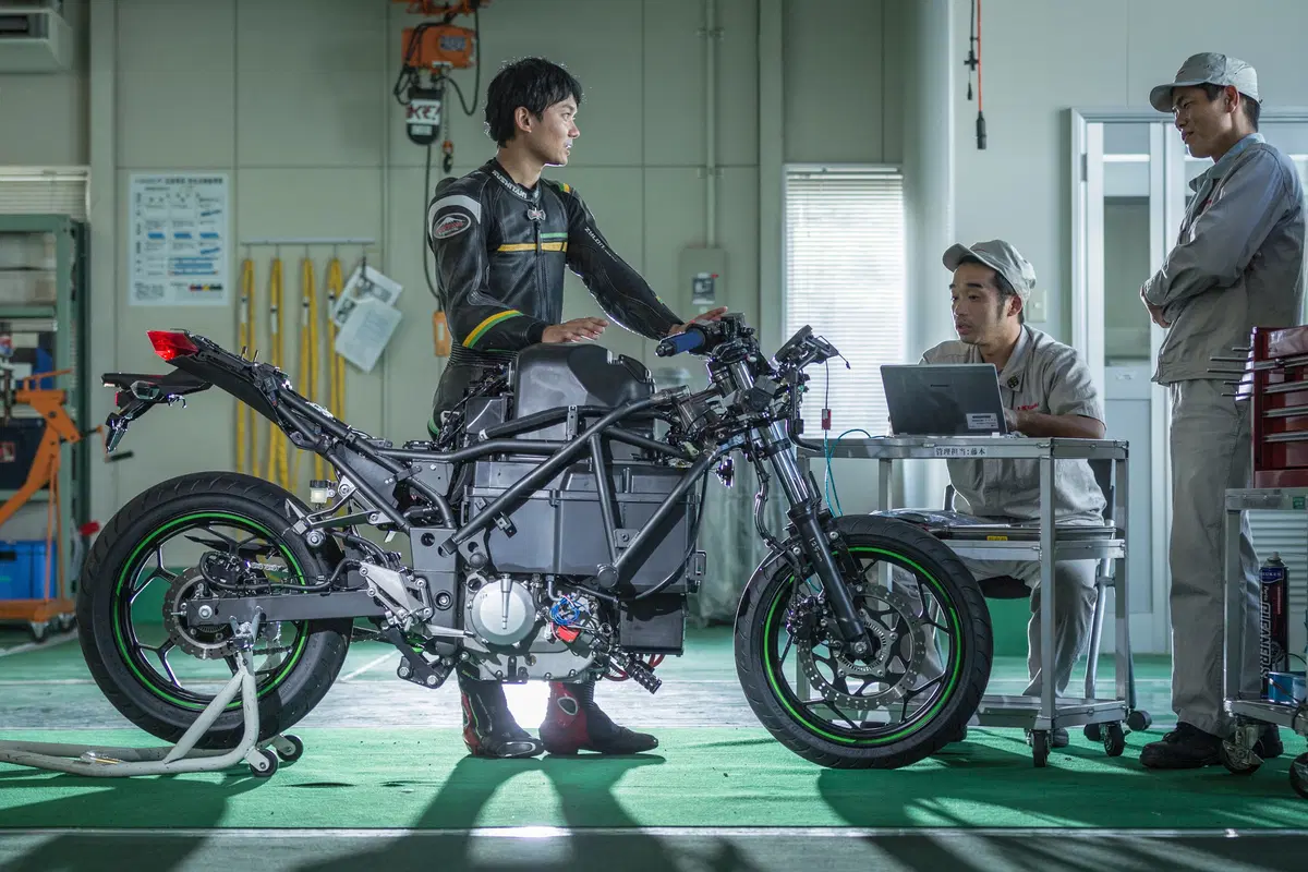 Si avvicina il debutto della Kawasaki elettrica? (12)