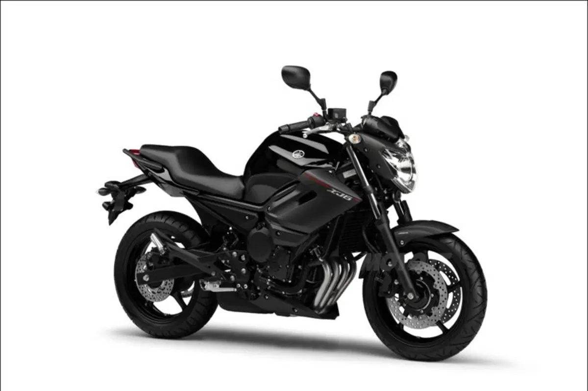 Yamaha XJ6, un restyling per il 2013 (3)