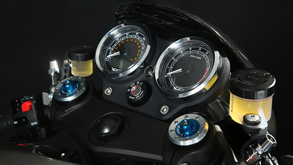 Norton Dominator 961 Dominator 961 (2011 - 17) (4)