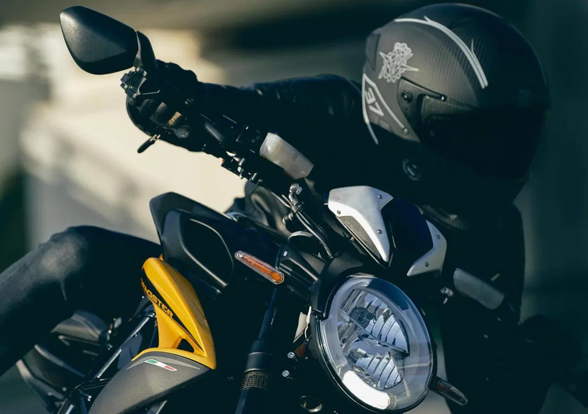 MV Agusta &ldquo;Road Assistance&rdquo;. Assistenza stradale e tanto altro, gratis per due anni