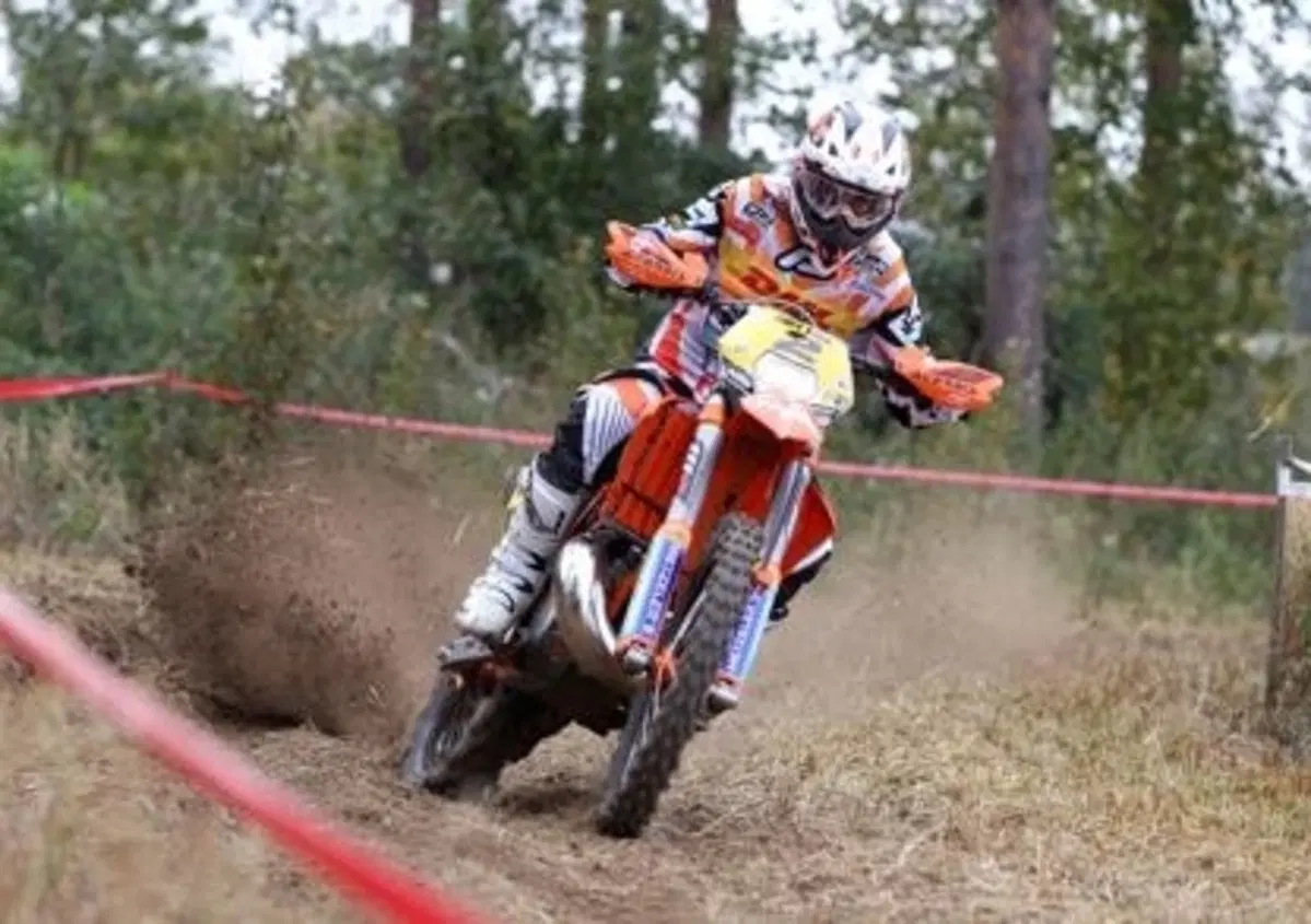 Meo e Nambotin campioni del Mondo Enduro con Metzeler