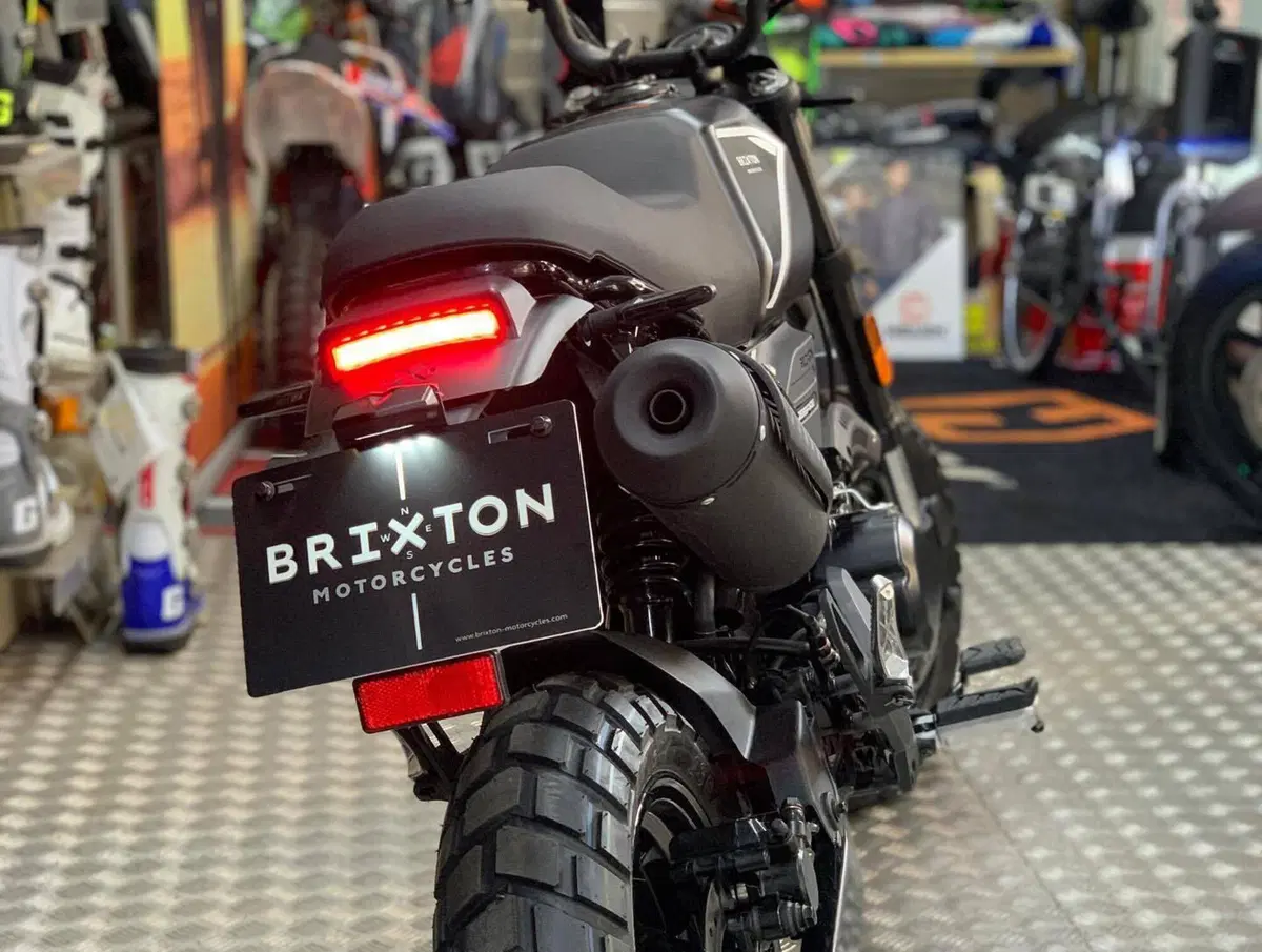 Brixton Motorcycles Crossfire 125 XS (2020) (2)