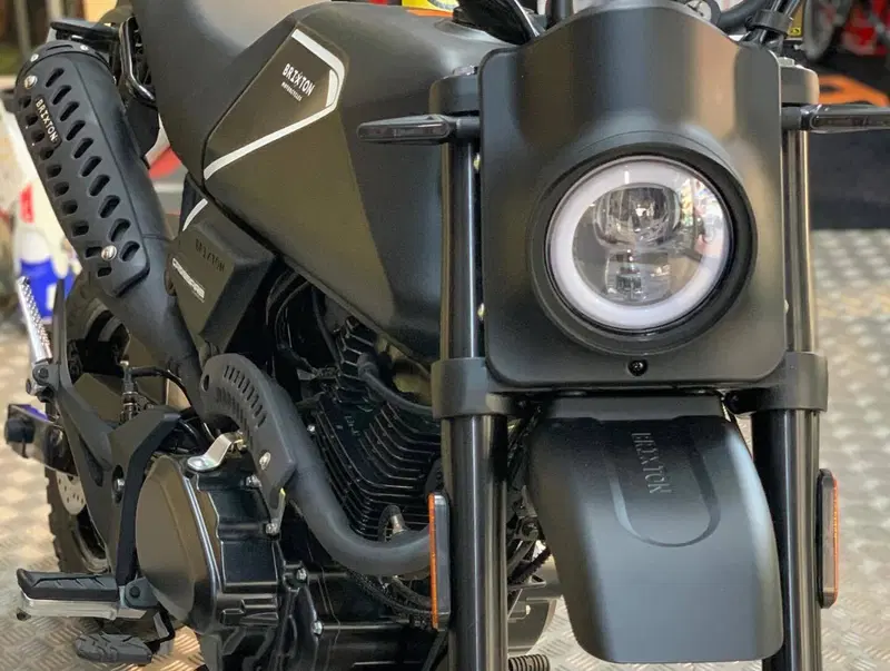 Brixton Motorcycles Crossfire 125 XS (2020) (3)