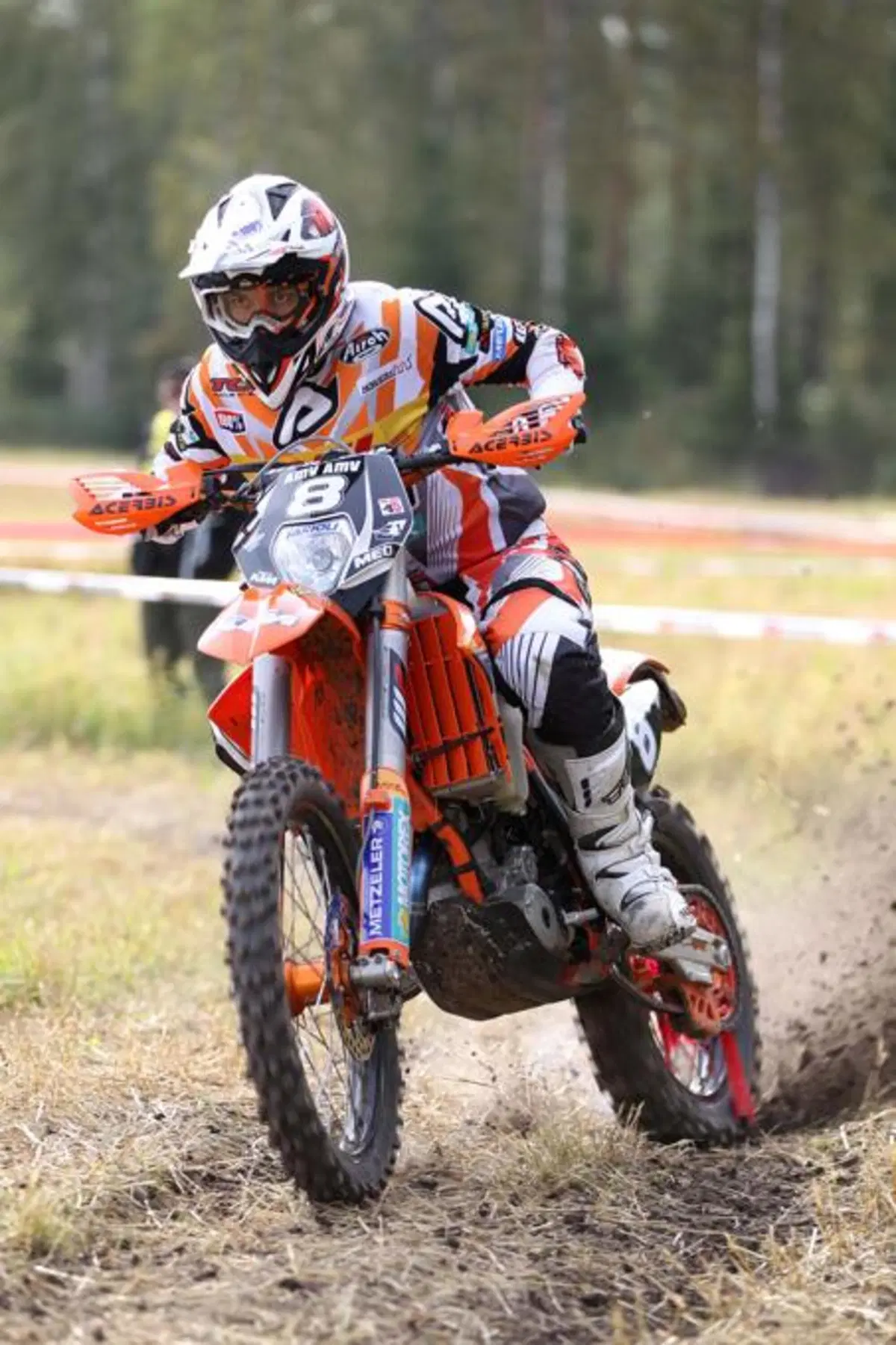 Meo e Nambotin campioni del Mondo Enduro con Metzeler