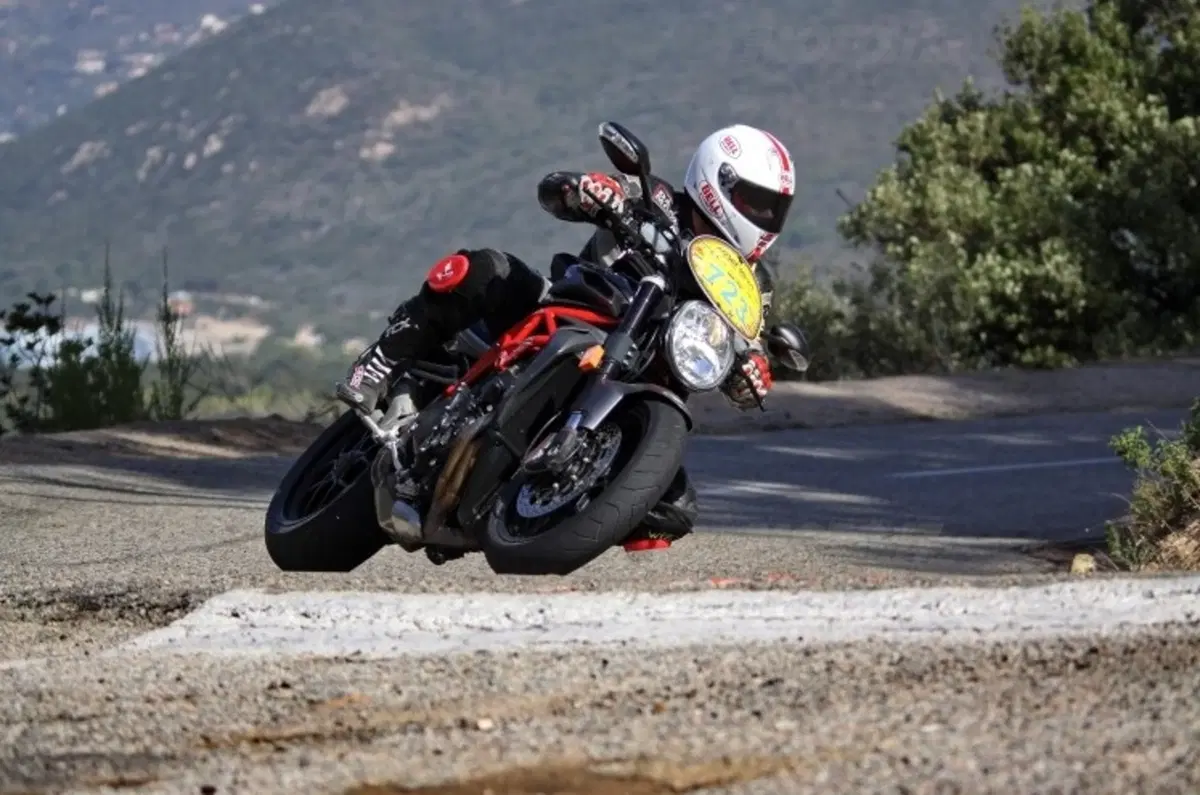 Dark Dog Moto Tour, il rally stradale più lungo del mondo