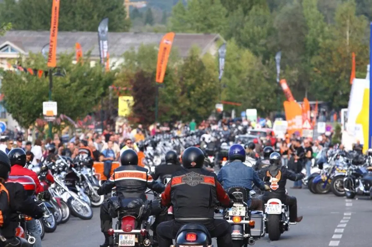 European Bike Week 2012: al via le celebrazioni per il 110° anniversario di Harley-Davidson (9)