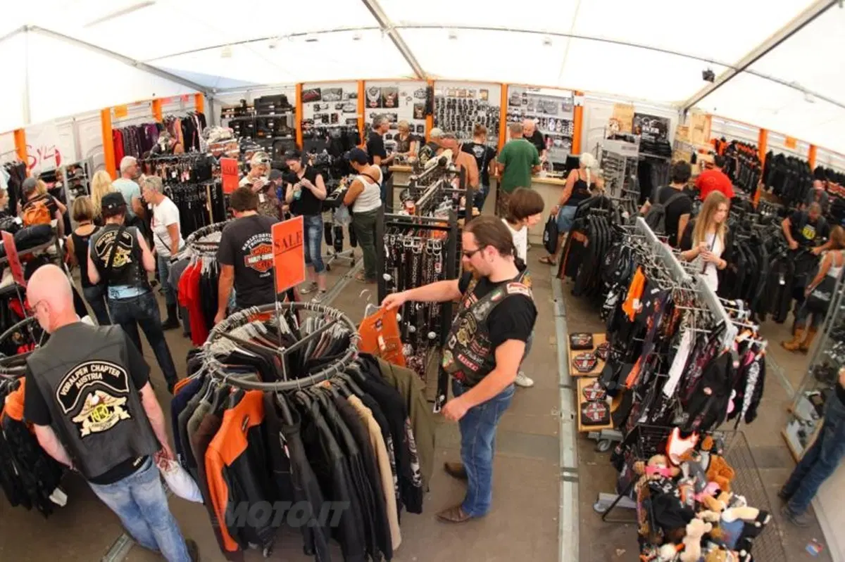European Bike Week 2012: al via le celebrazioni per il 110° anniversario di Harley-Davidson (13)
