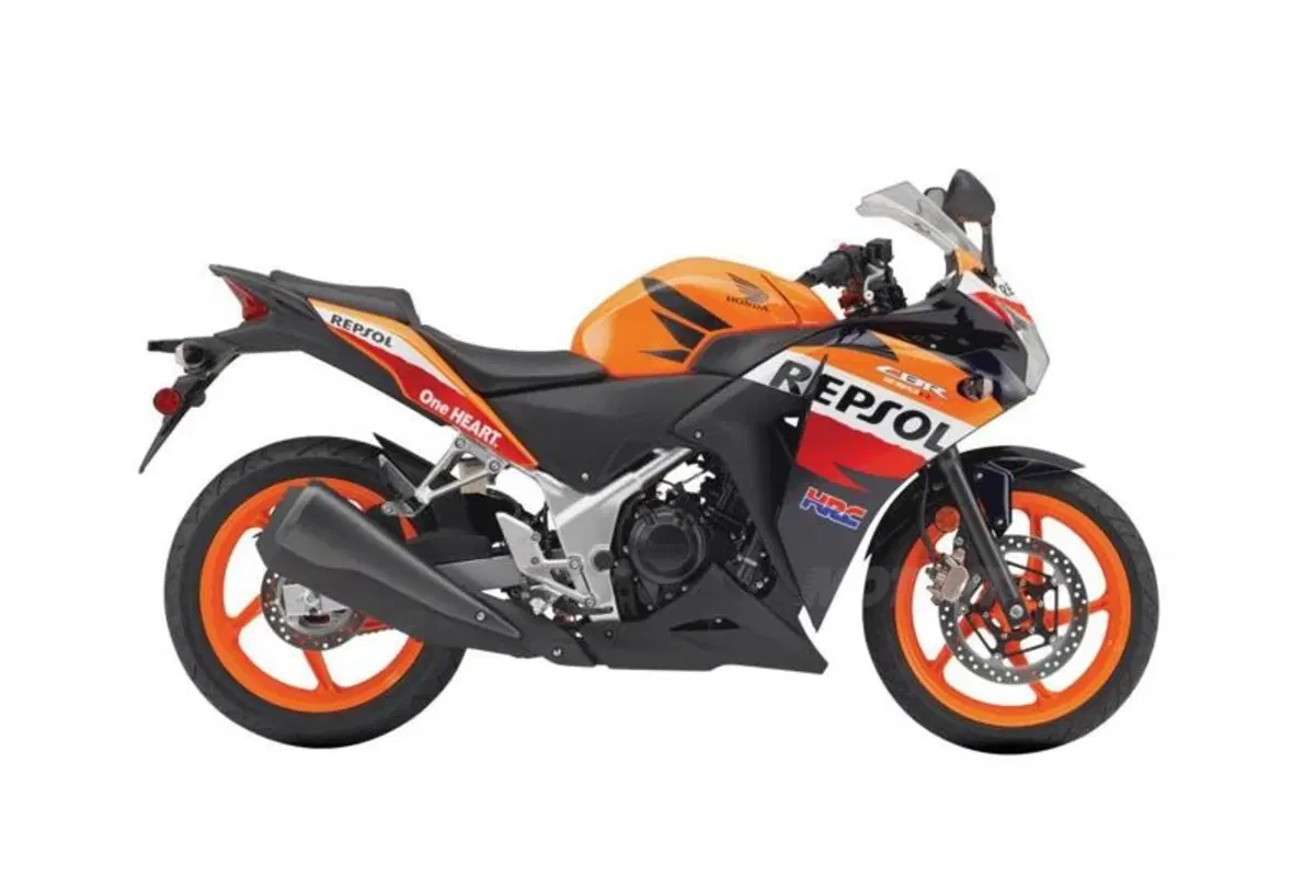 Honda CBR 250R, anche in livrea Repsol