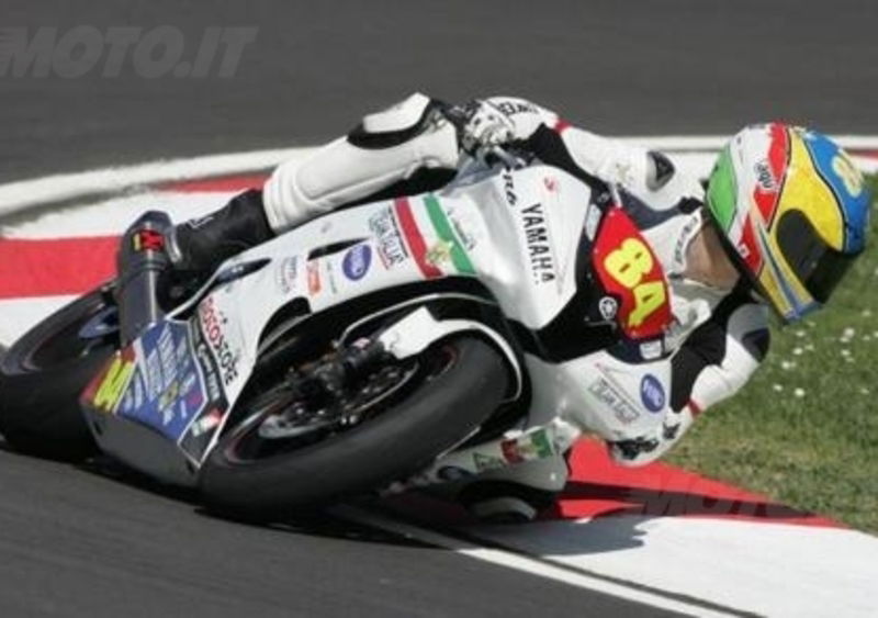 WSBK: Il Team Italia FMI in Germania pronto al rush finale