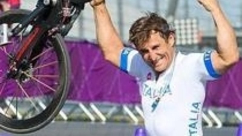 Alex Zanardi medaglia d&#039;oro Handbike alle Paralimpiadi 2012