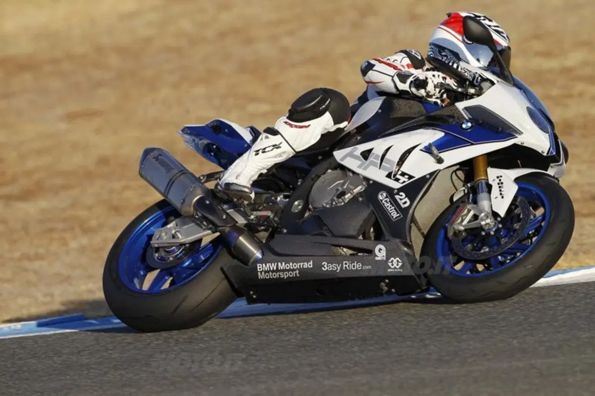 BMW HP4  (6)