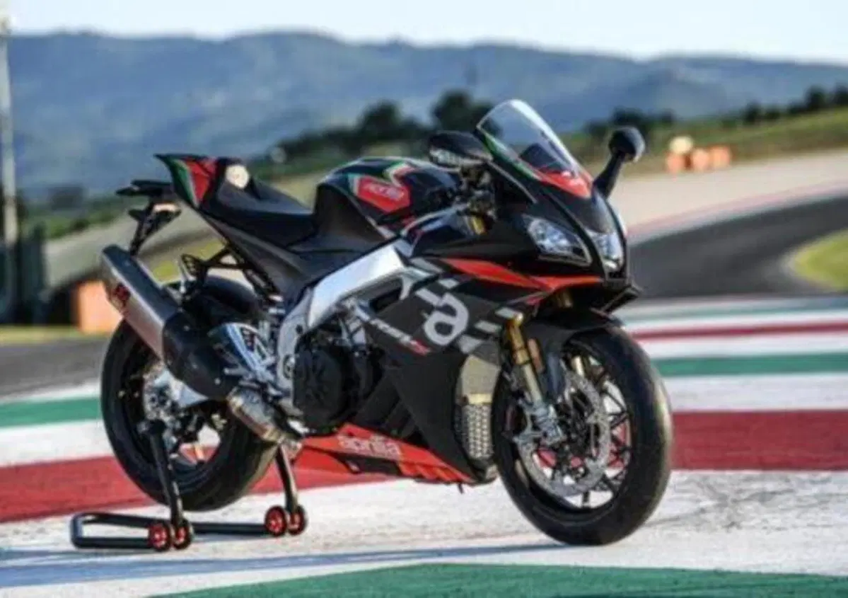 Piaggio, primo semestre a -26,5%. Ma c'&egrave; utile