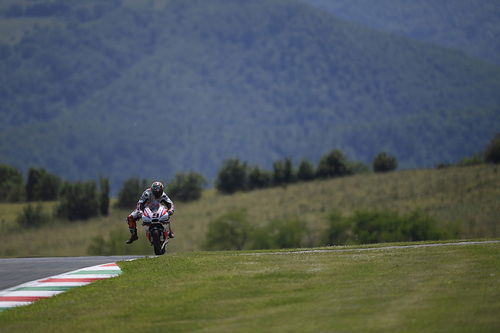 MotoGP. Le foto più spettacolari del GP del Mugello (9)