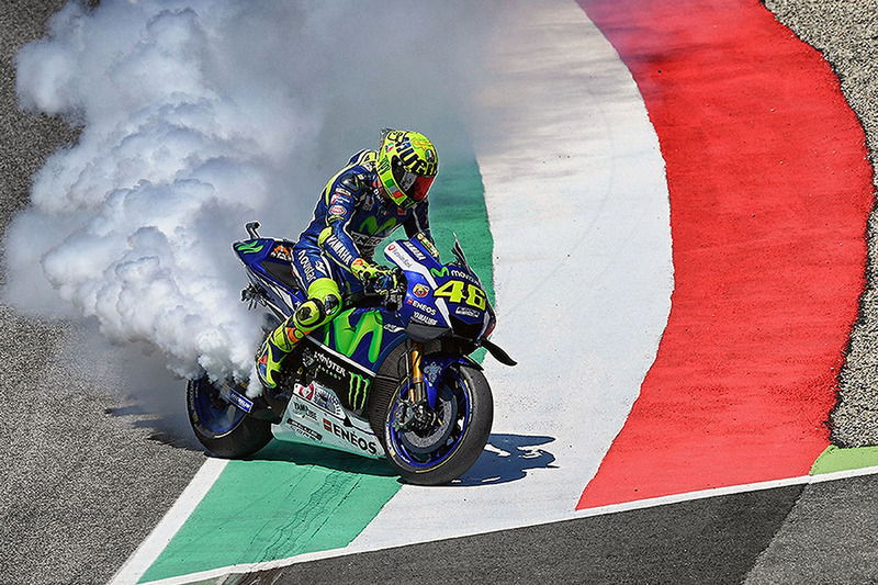 MotoGP. Le foto pi&ugrave; spettacolari del GP del Mugello