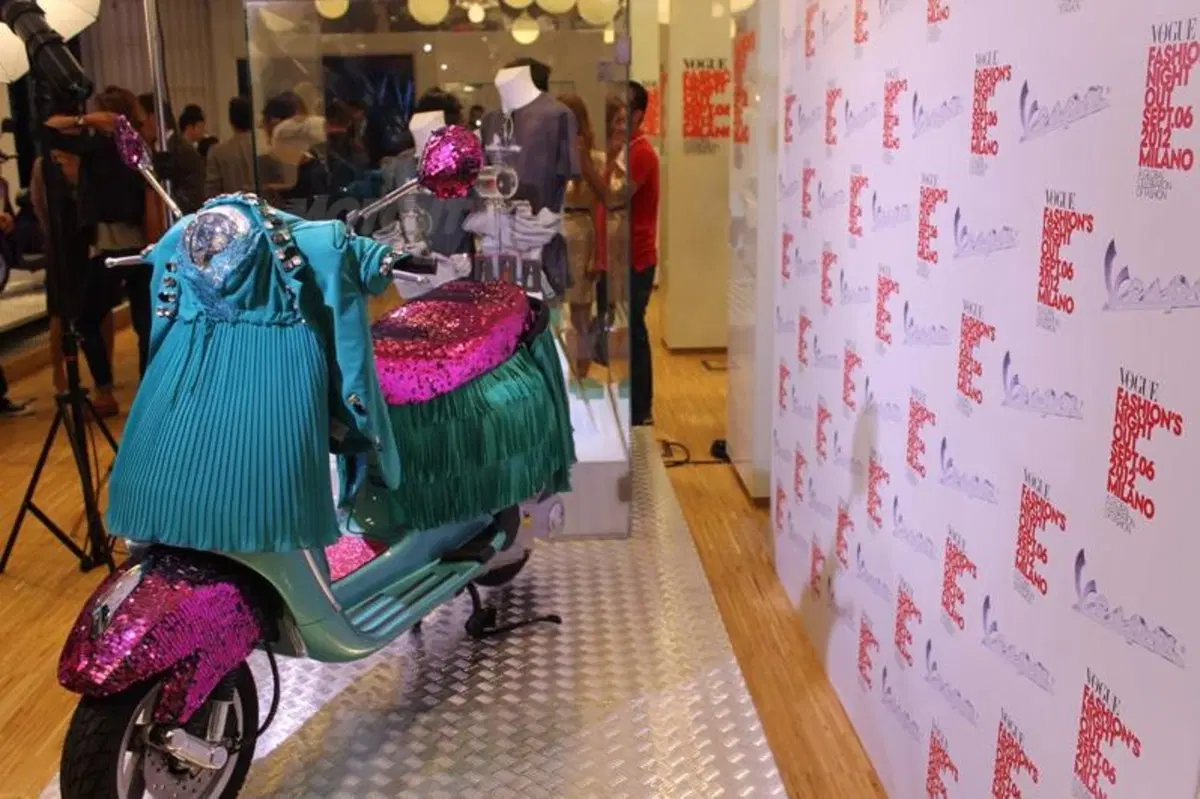 La Vespa alla Vogue Fashion’s Night Out per l’Emilia Romagna (12)