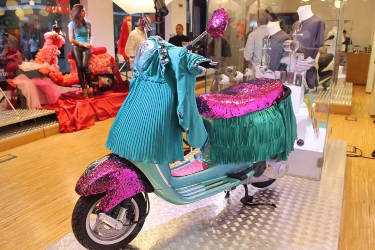 La Vespa alla Vogue Fashion’s Night Out per l’Emilia Romagna (13)