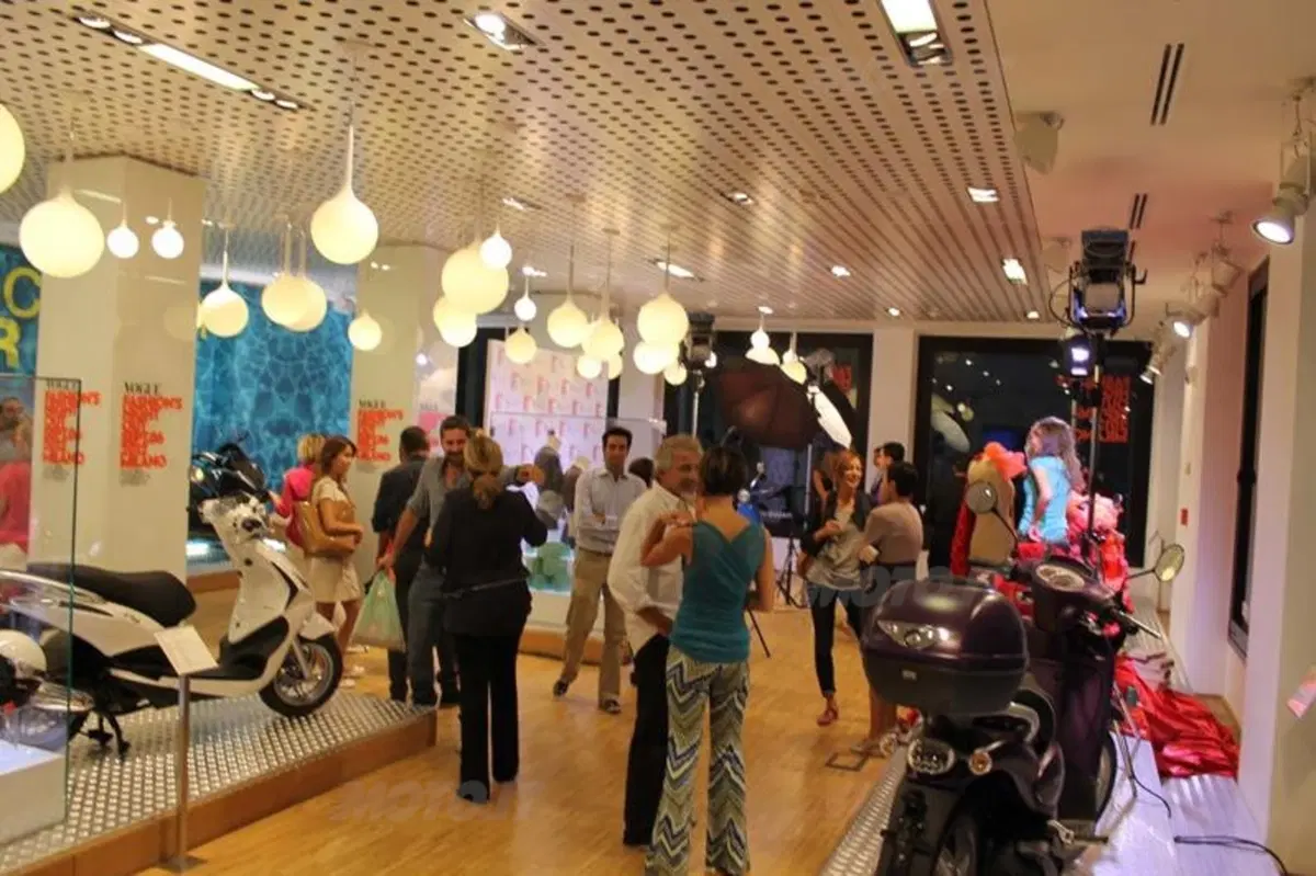 La Vespa alla Vogue Fashion’s Night Out per l’Emilia Romagna (15)