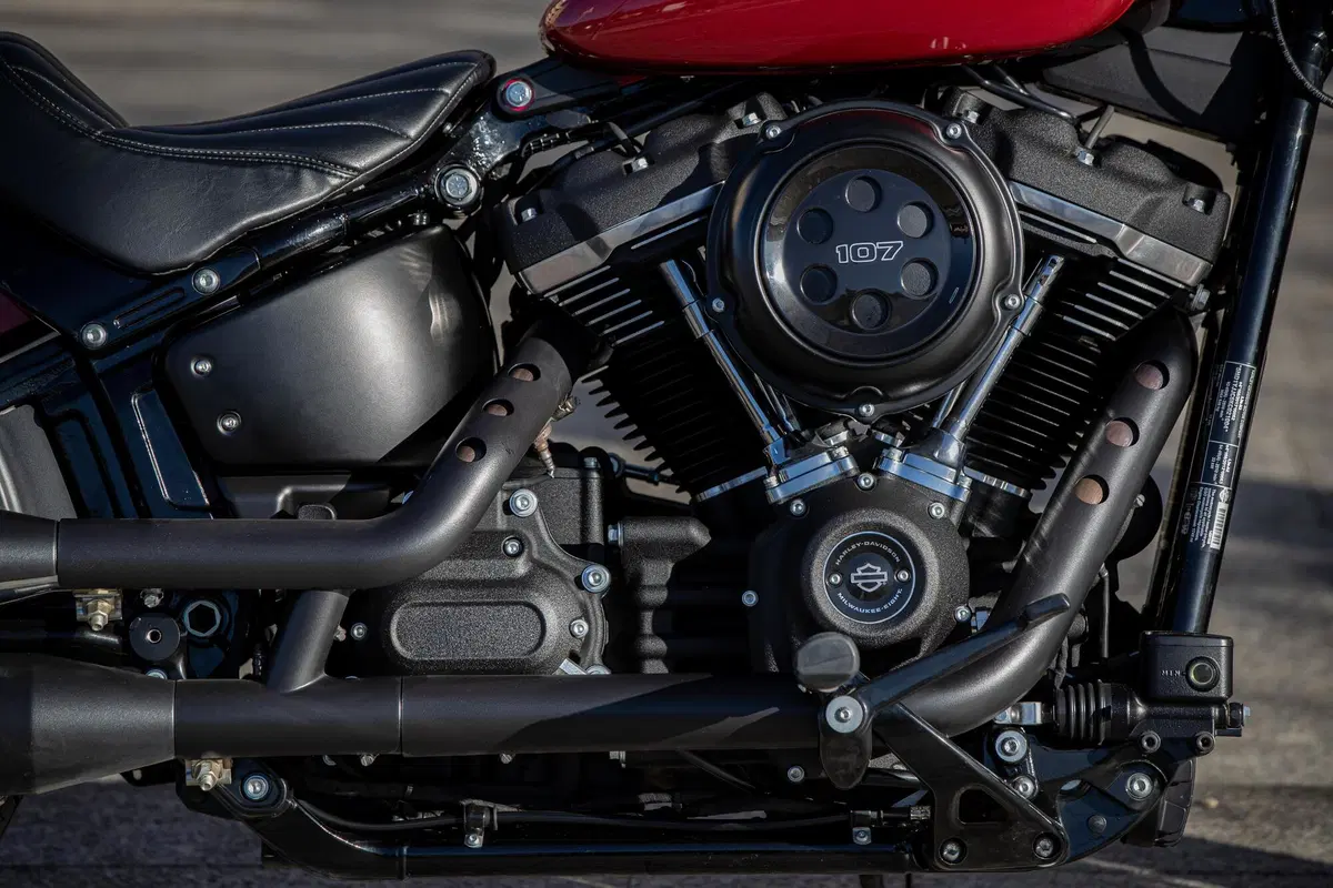 Harley-Davidson Street Bob (11)