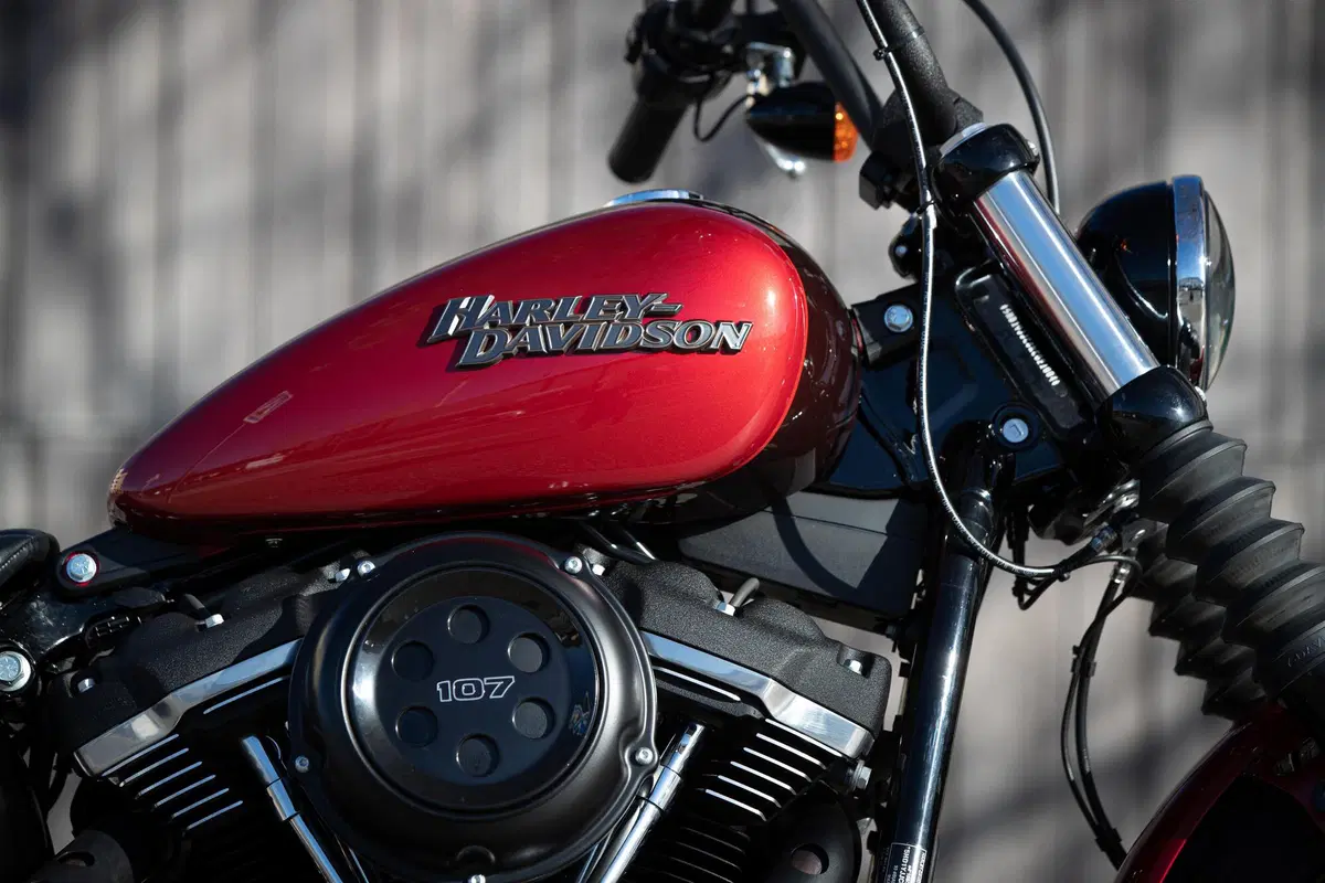 Harley-Davidson Street Bob (12)