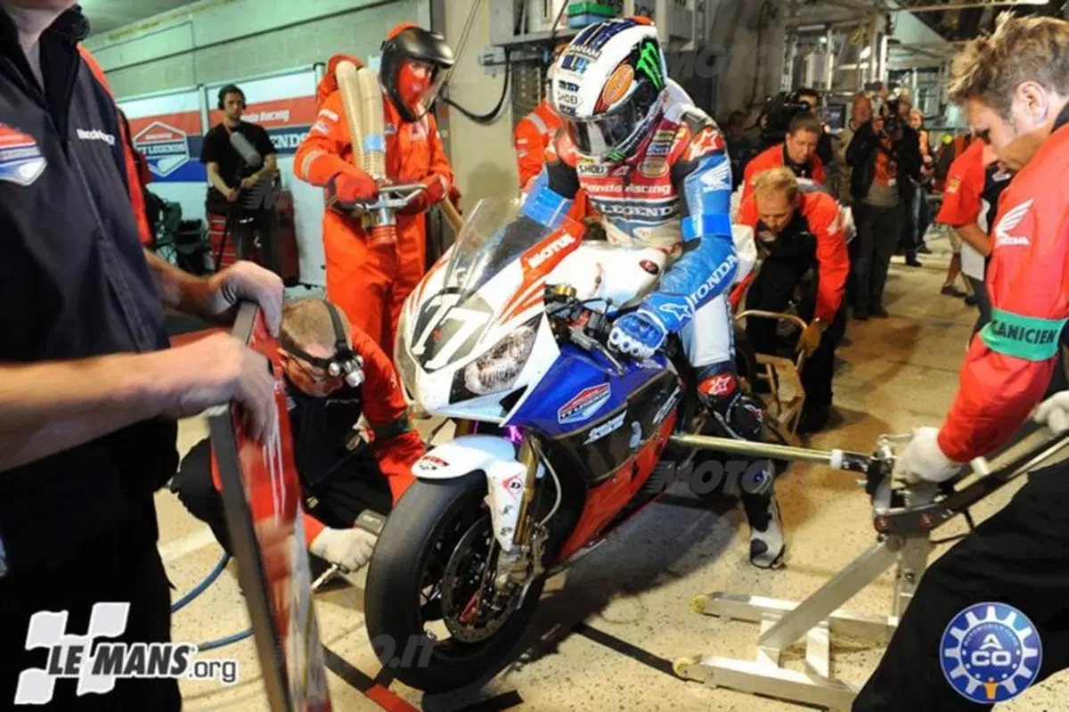 24 Heurs Moto: la diretta dalla pista (9)