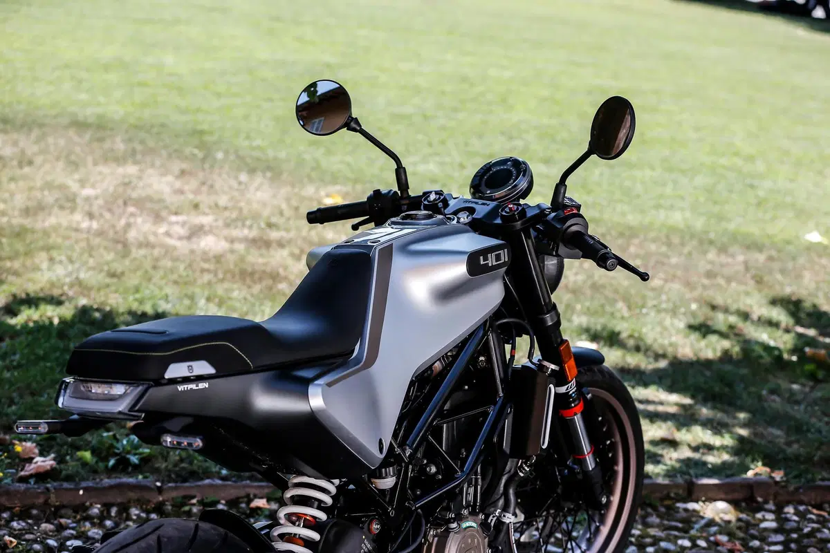 Husqvarna Vitpilen 401 2020 TEST: più abitabile, potente, leggera (20)