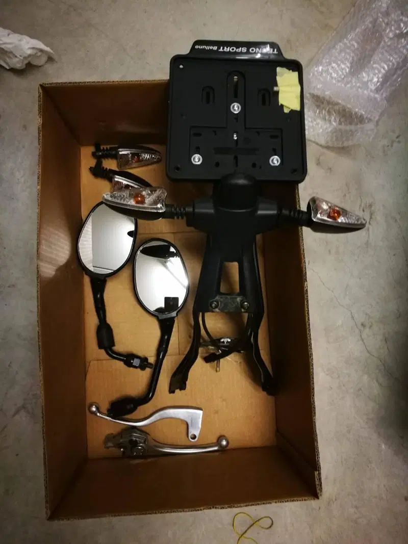 Accessori ORIGINALI TRIUMPH STREET TRIPLE 2008 (2)