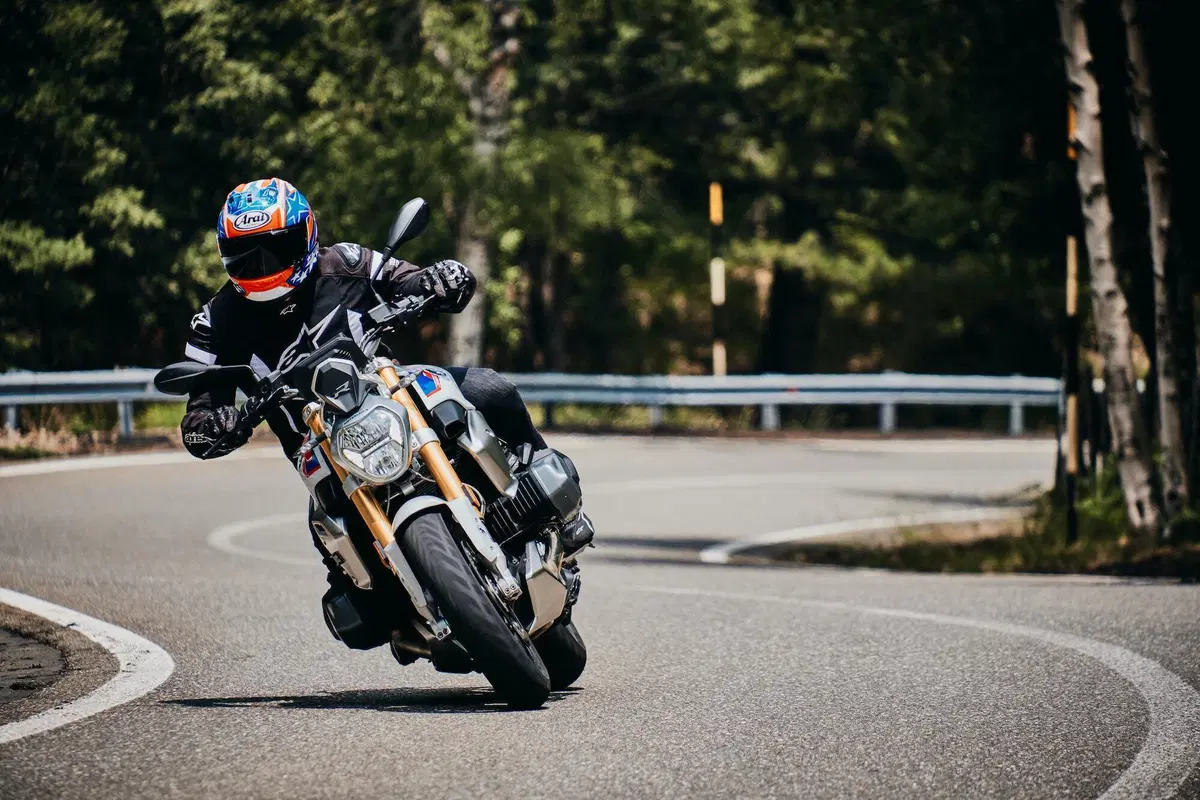 Metzeler Roadtec 01SE TEST. Una per tutte (8)
