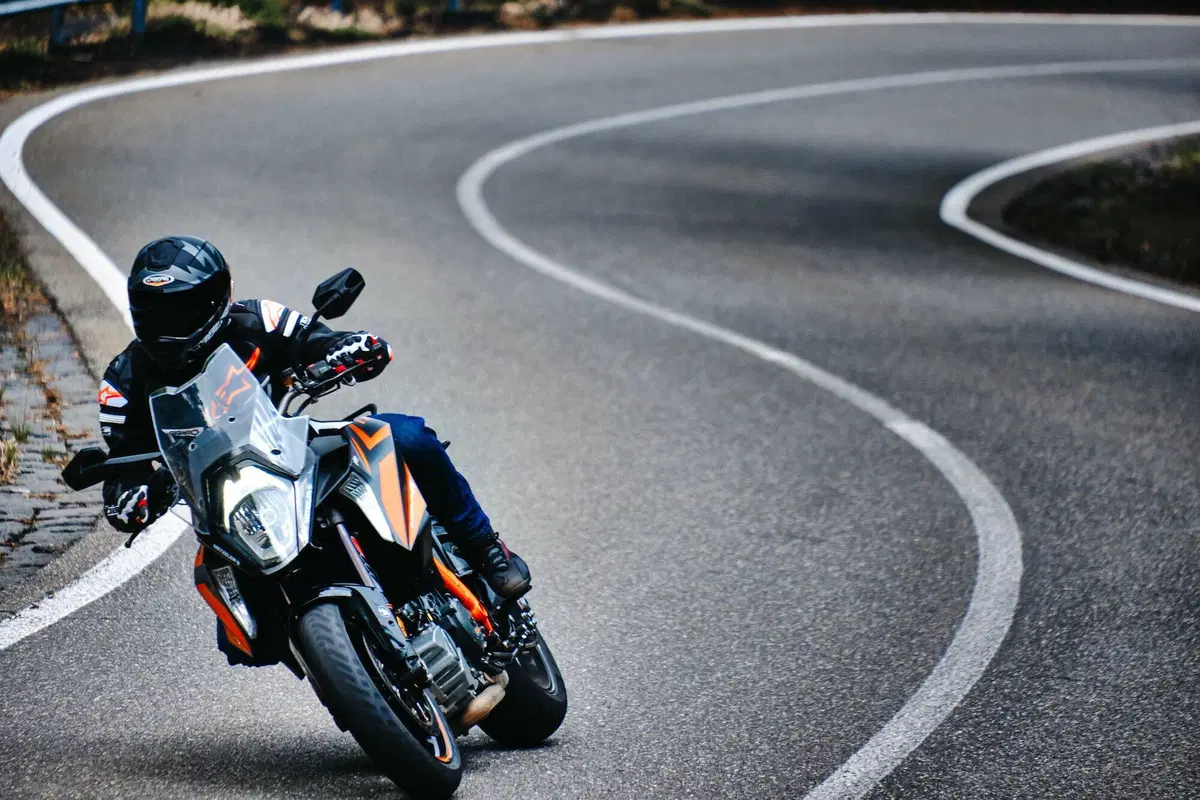 Metzeler Roadtec 01SE TEST. Una per tutte (13)