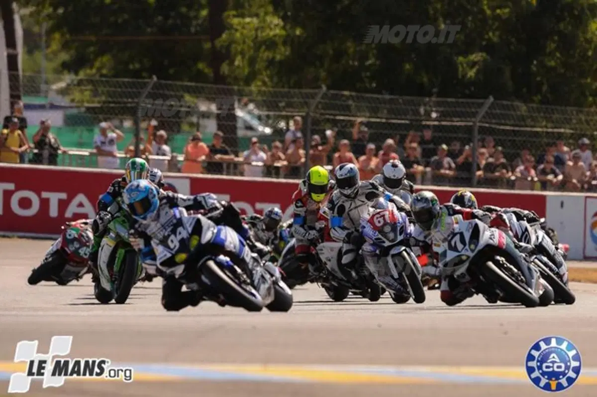 24 Heurs Moto di Le Mans: vince la Kawasaki Ninja ZX-10R (9)