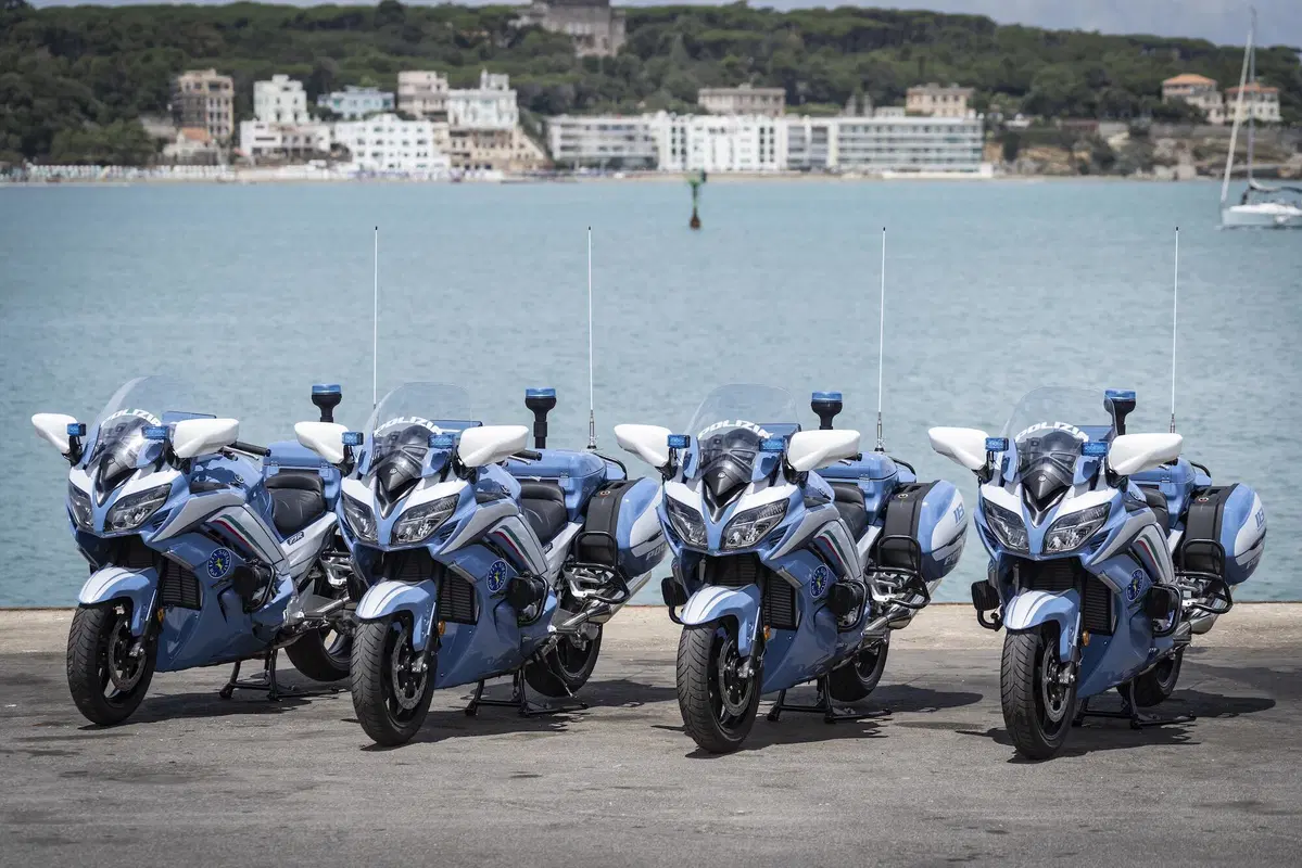 Novanta nuove Yamaha FJR 1300AE alla Polizia di Stato (7)