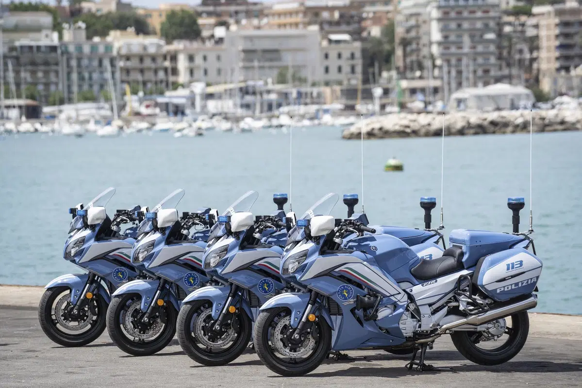 Novanta nuove Yamaha FJR 1300AE alla Polizia di Stato (16)