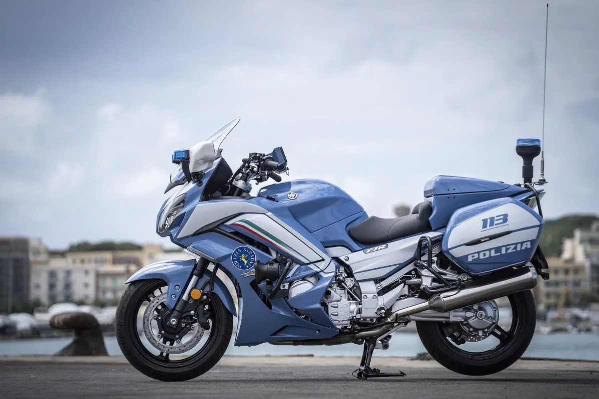 Novanta nuove Yamaha FJR 1300AE alla Polizia di Stato (22)