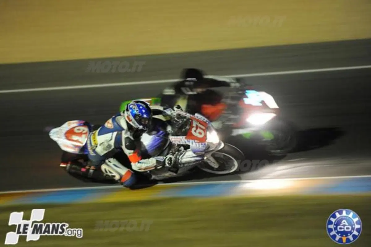 24 Heurs Moto di Le Mans: vince la Kawasaki Ninja ZX-10R (14)