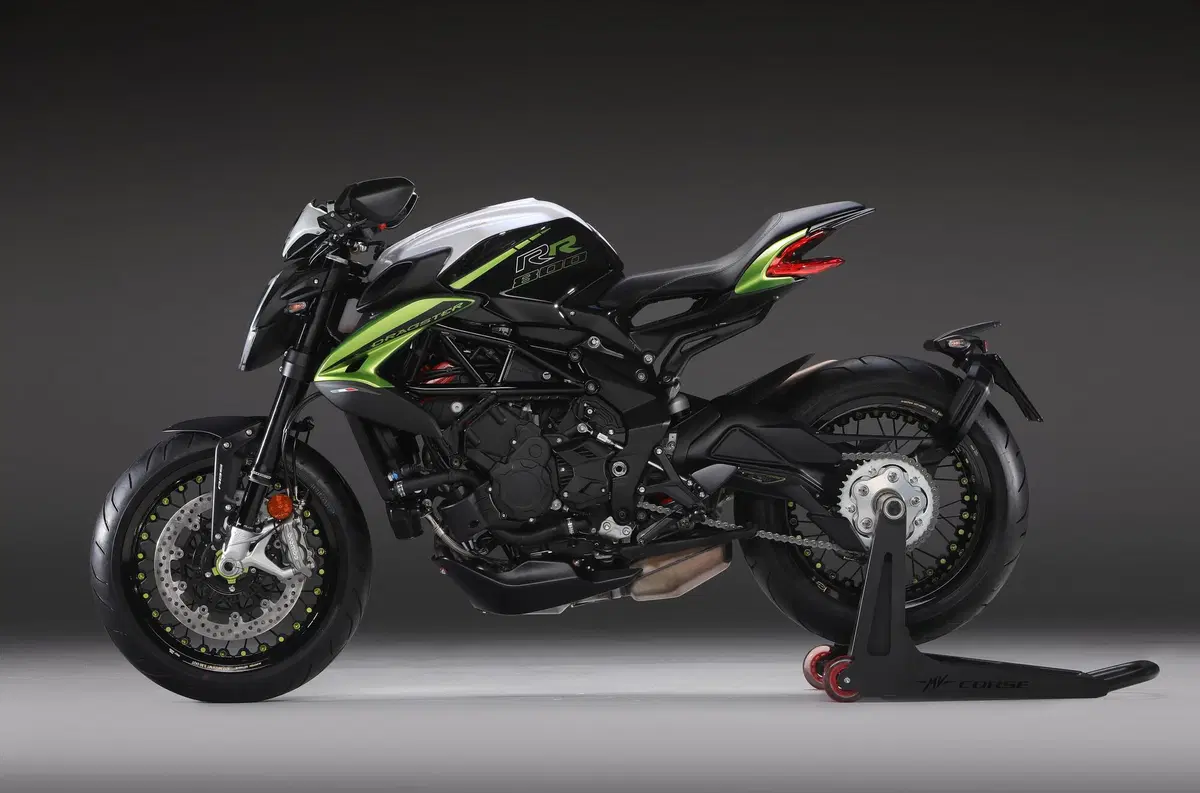MV Agusta, arrivano le versioni SCS per Brutale e Dragster 800 RR (3)
