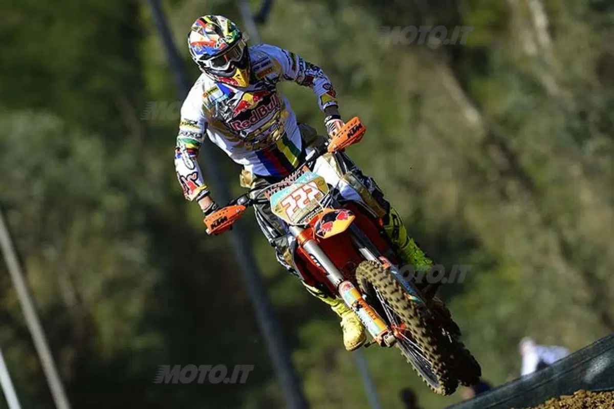 La biografia di Tony Cairoli (3)