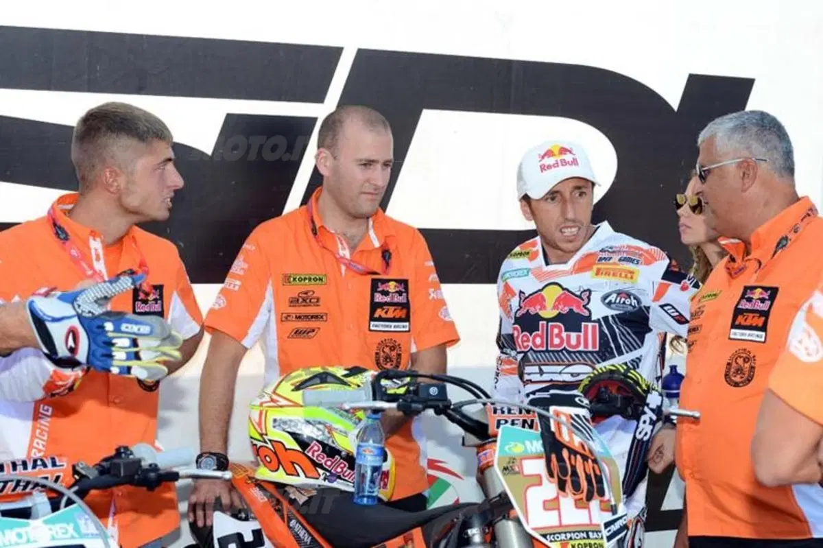 La biografia di Tony Cairoli (11)