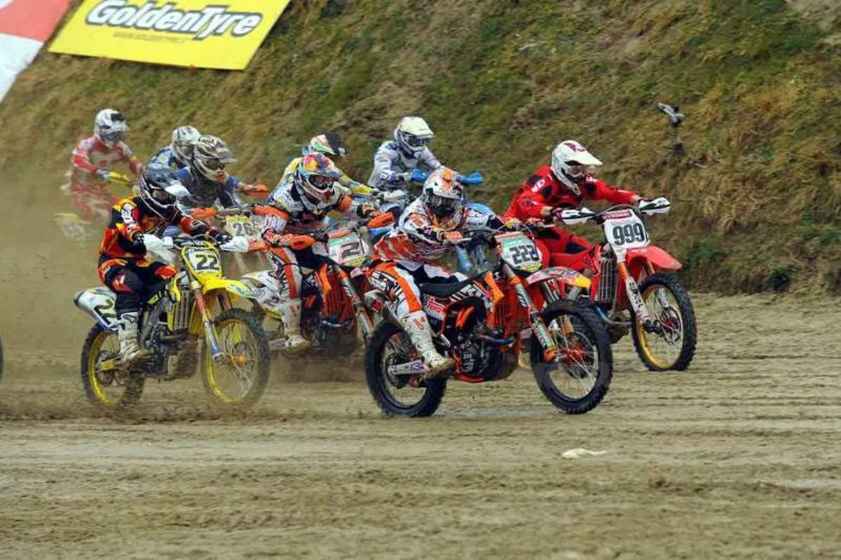 La biografia di Tony Cairoli (14)