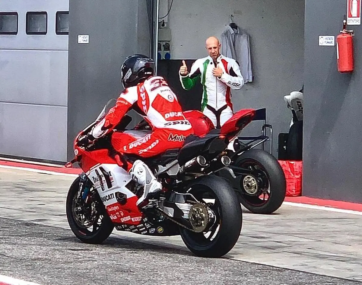 SBK 2020: Le prime foto di Melandri con il team Barni Racing [GALLERY] (6)