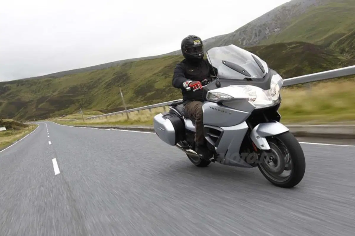 Triumph Trophy 1200  