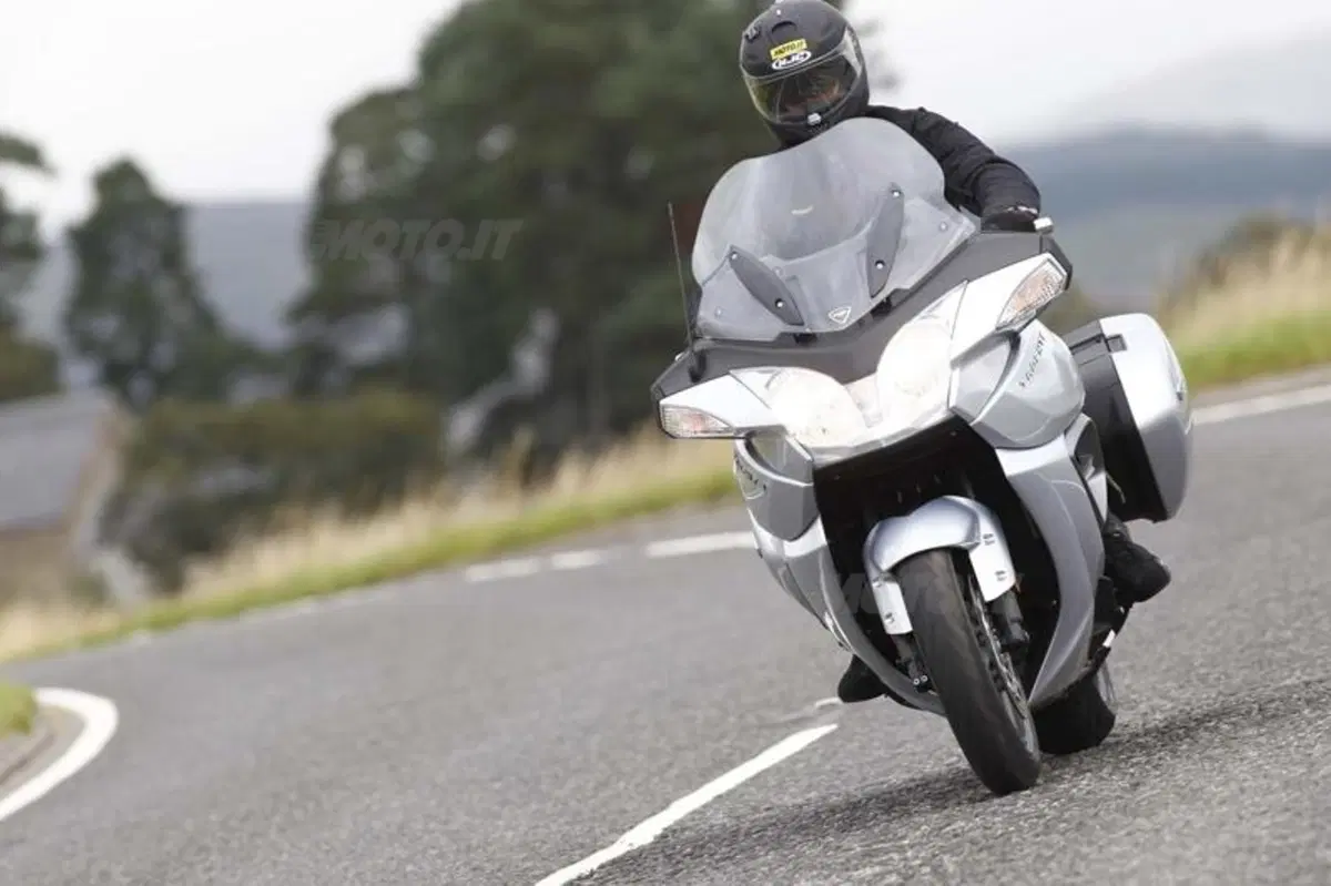 Triumph Trophy 1200   (6)