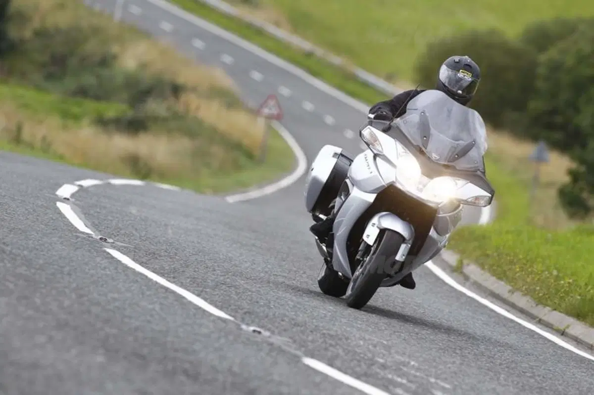Triumph Trophy 1200   (11)