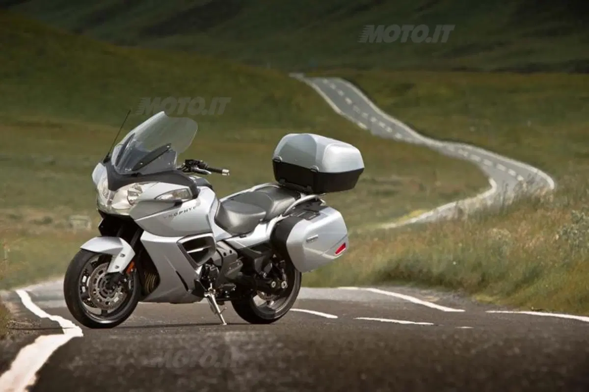 Triumph Trophy 1200   (25)